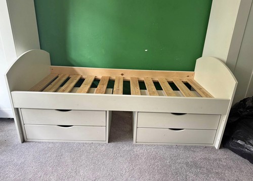 Large cot bed - large, drawers